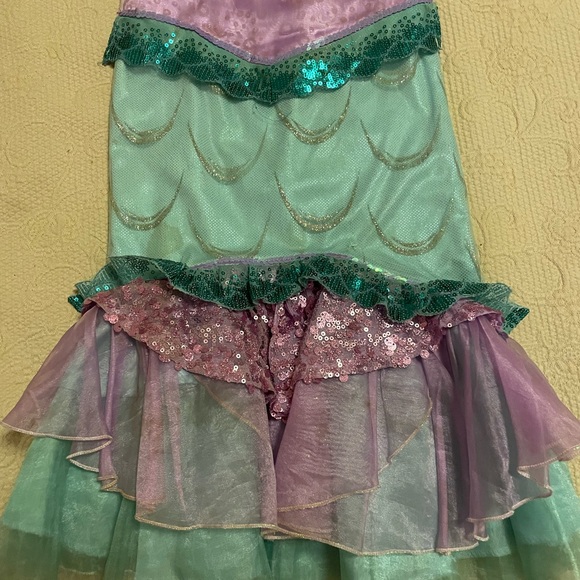 Disney Store Little Mermaid Kids Costume - Singing Shell Necklace - Picture 4 of 6